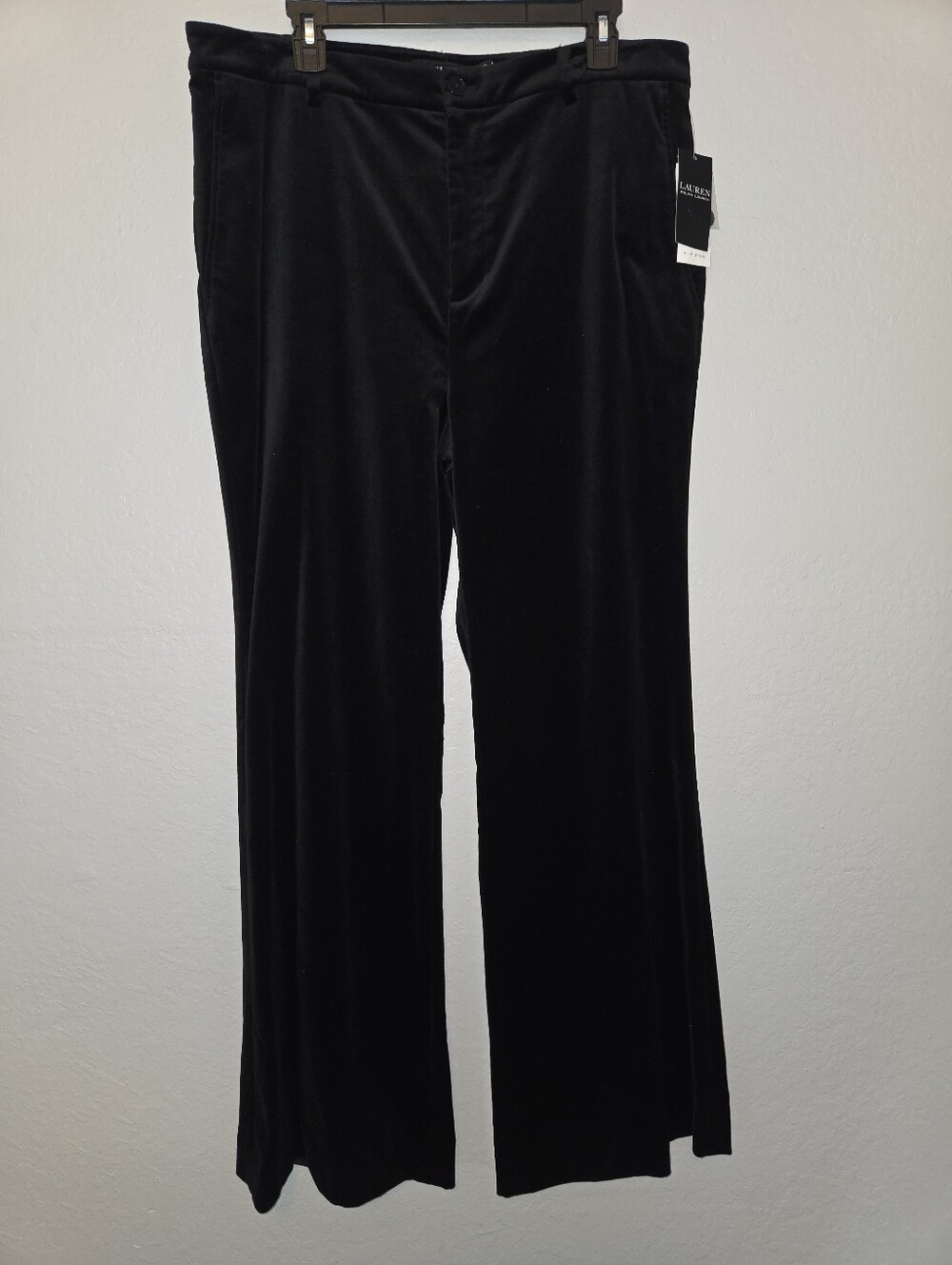 Lauren Ralph Lauren Black Velet Pants, Size 14 - Picture 2 of 3